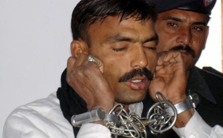 Last night, a daughter and her grandchildren were killed in Basti Maluk area of Multan due to a grudge against her son-in-law.